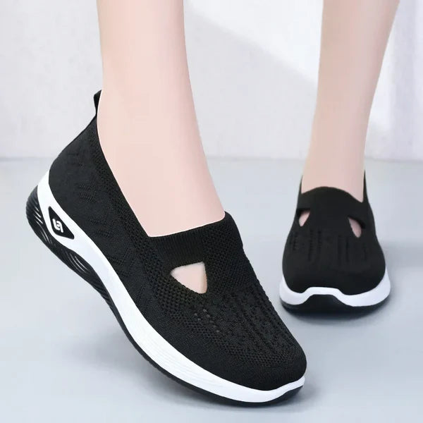 Women Woven Breathable Soft Sole Shoes