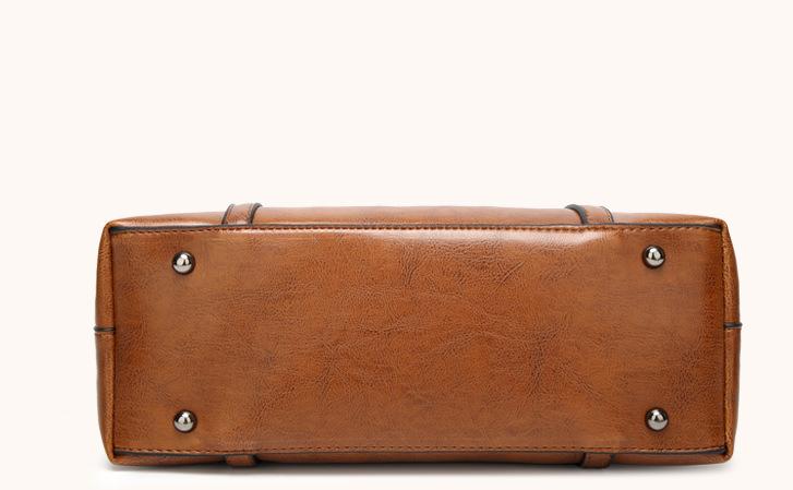 Large Capacity Leather Handbag【Time Limited Offer 3999Ksh】